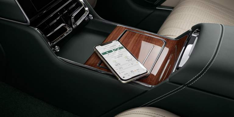 Key Feature 2 1398X699 Mybentley Flying Spur Range