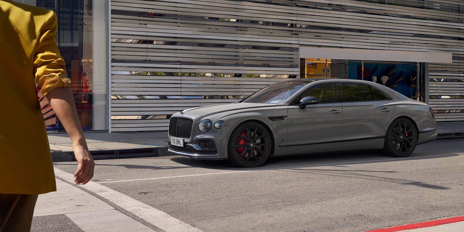 Flying Spur S Header