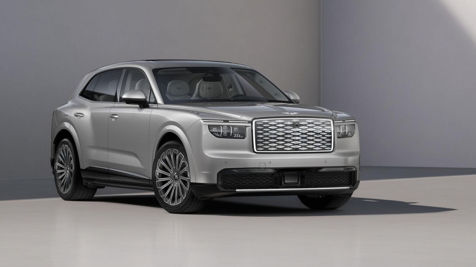 A silver Bentley Torcal