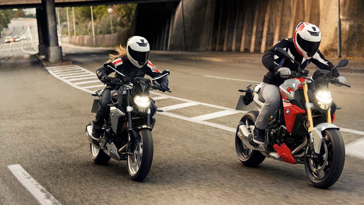 New BMW Motorrad Roadster | Charles Hurst BMW Motorrad