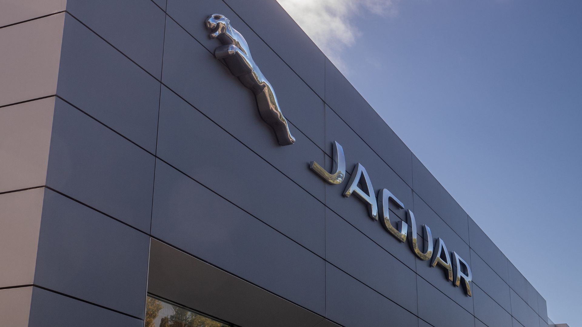Explore Our Range of Jaguar Approved Used Cars | Charles Hurst Jaguar